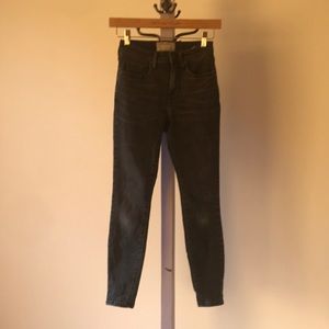 Everlane mid rise skinny jeans in black